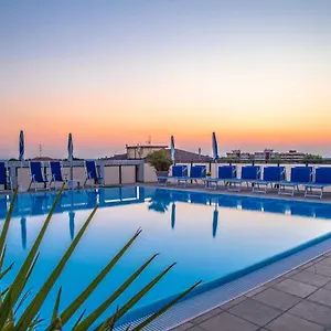 Hotel Renzo